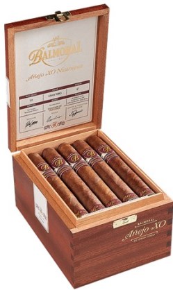 Balmoral Anejo XO Nicaragua Petit Robusto cigars made in Dominican Republic. Box of 20. Ships Free!