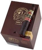 La Gloria Cubana Serie R No. 6 Maduro cigars made in Dominican Republic. Box of  24. Free shipping!