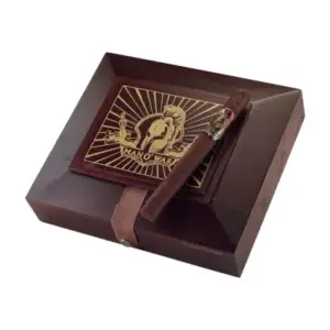 Man O' War Double Corona cigars made in Nicaragua. Box of 22. Free shipping!