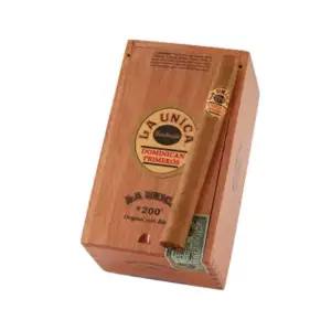 La Unica No. 200 cigars made in Dominican Republic. Box of 20. Free shipping!